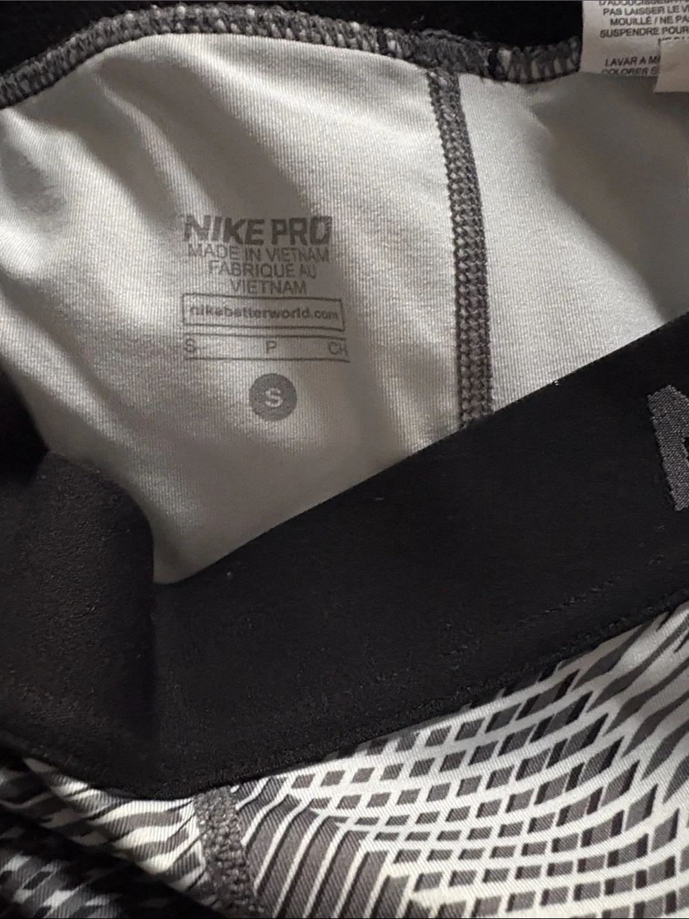 Nike pro capri